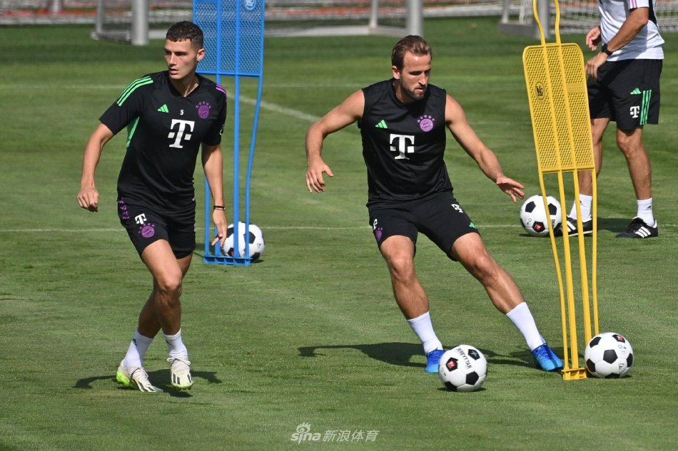 她天然拥有 她天然拥有