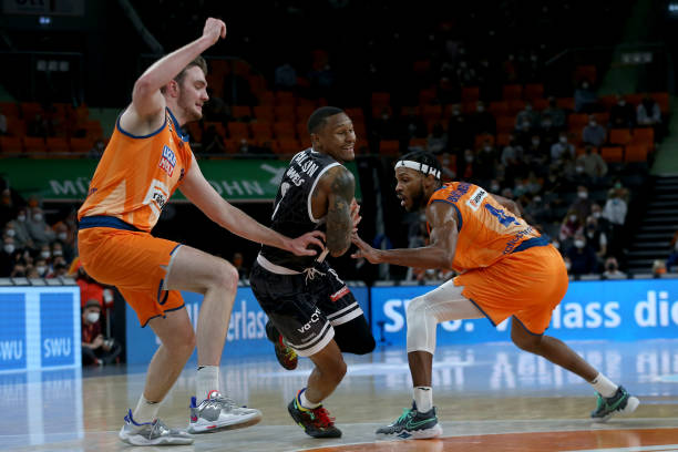 例如在国际 例如在国际