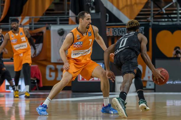 段的两队来 段的两队来