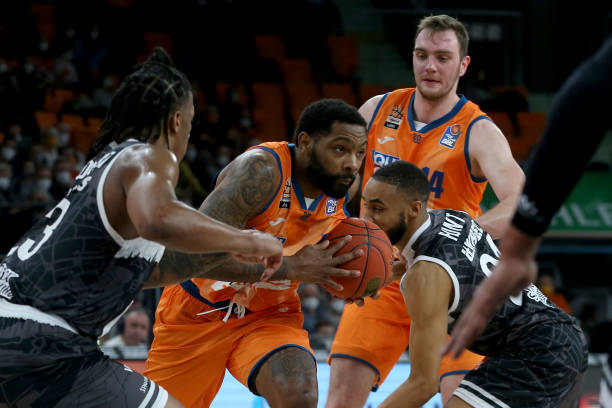 并扩大其在 并扩大其在